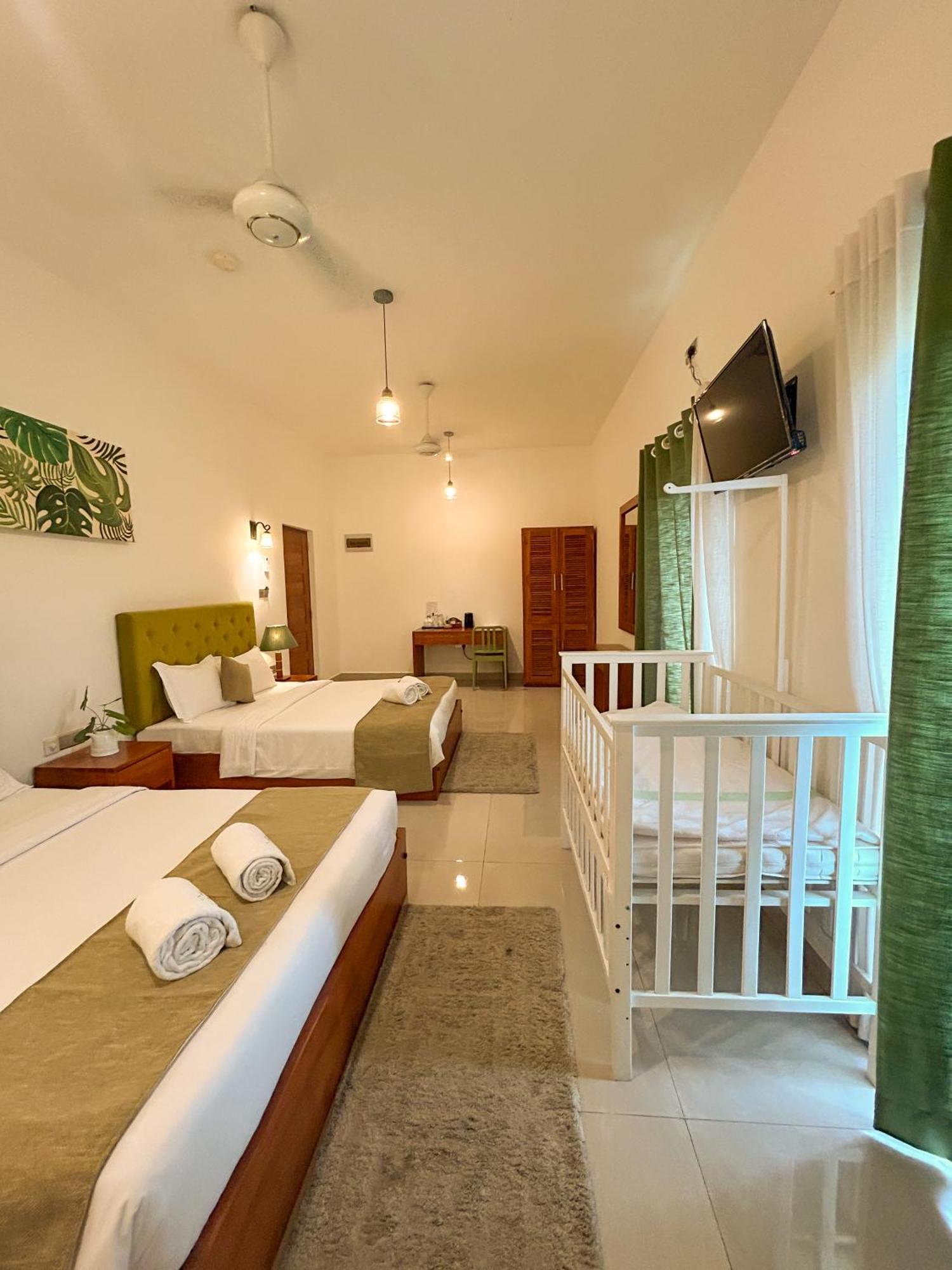 נגומבו J Leaf Hotel By Blue Bird מראה חיצוני תמונה